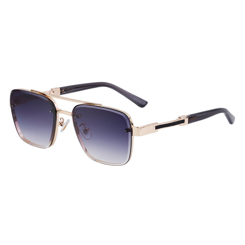 Lunettes de soleil homme monture carrée, vue de profil