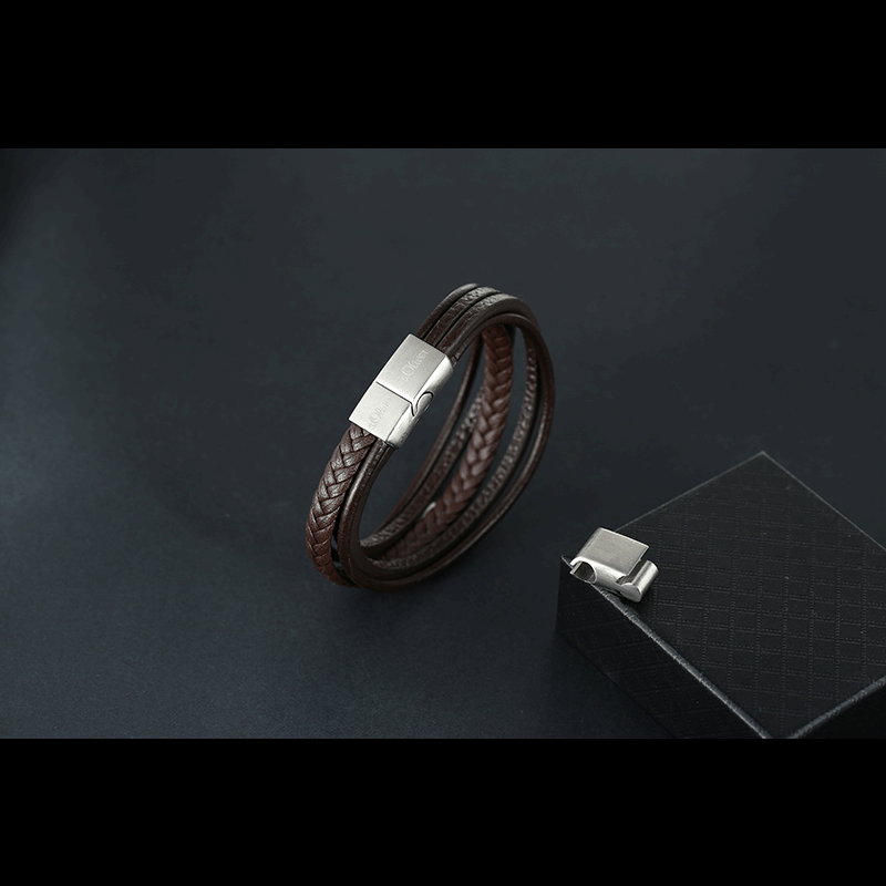 Bracelet homme en cuir multi-rangs et acier inoxydable poli
